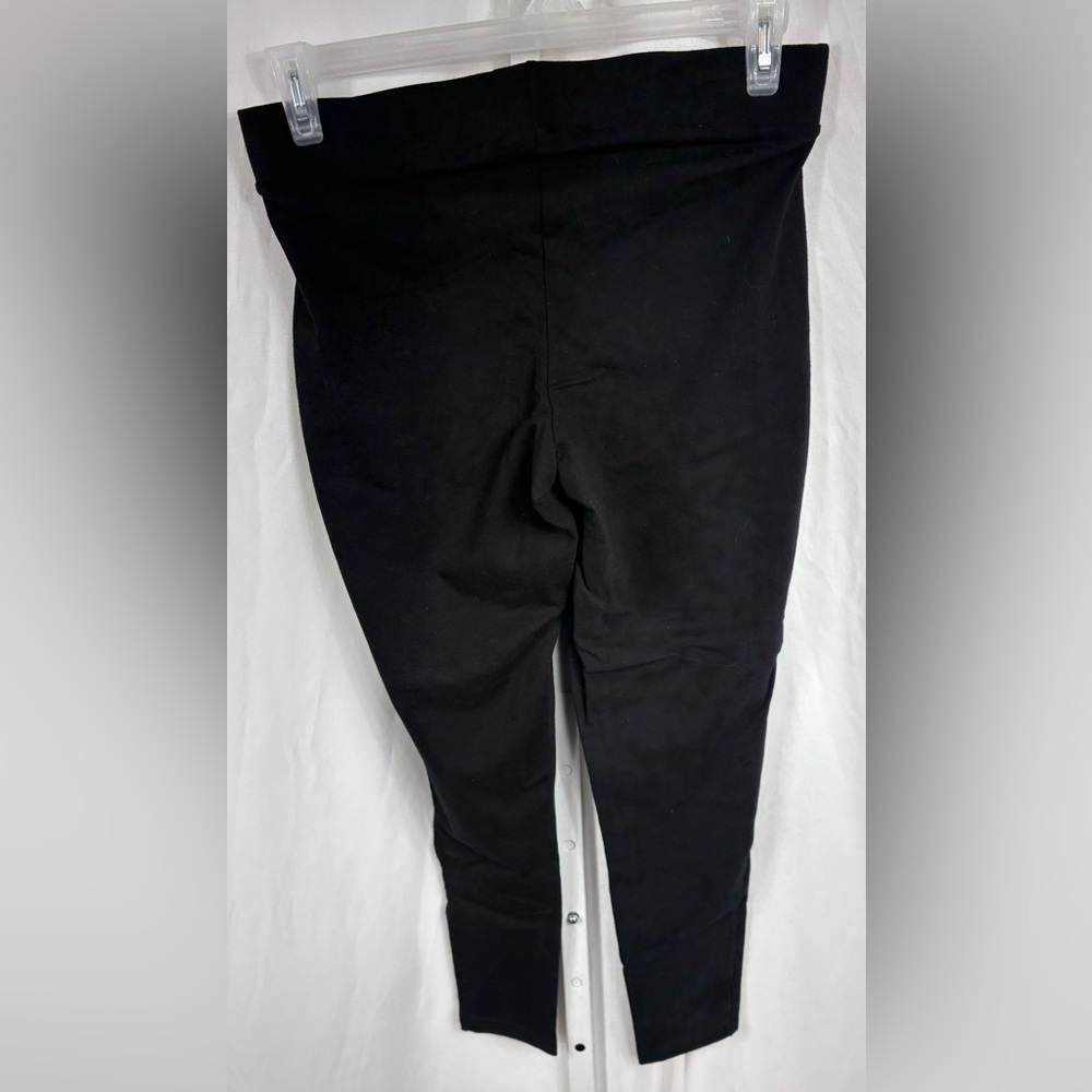 Torrid Black Cropped Leggings, Torrid Size 1 - Picture 3 of 3